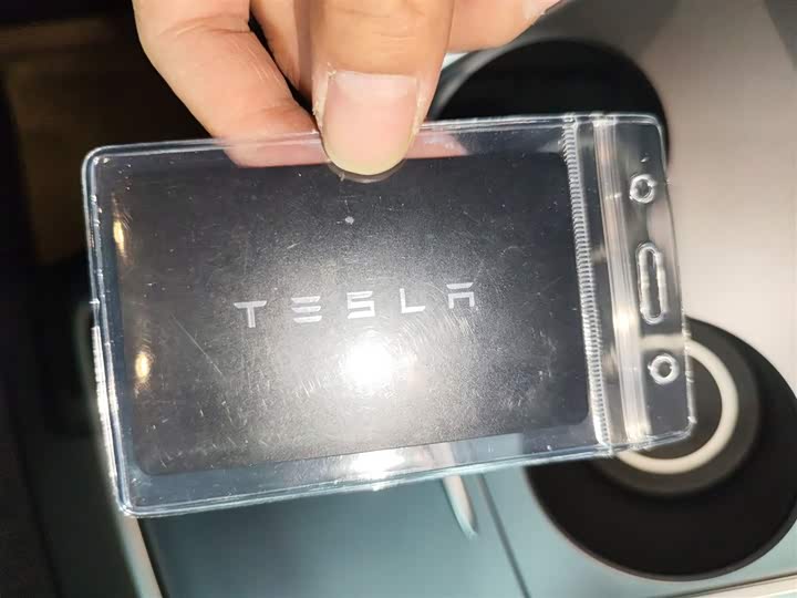 Фото 9 - Tesla Model Y