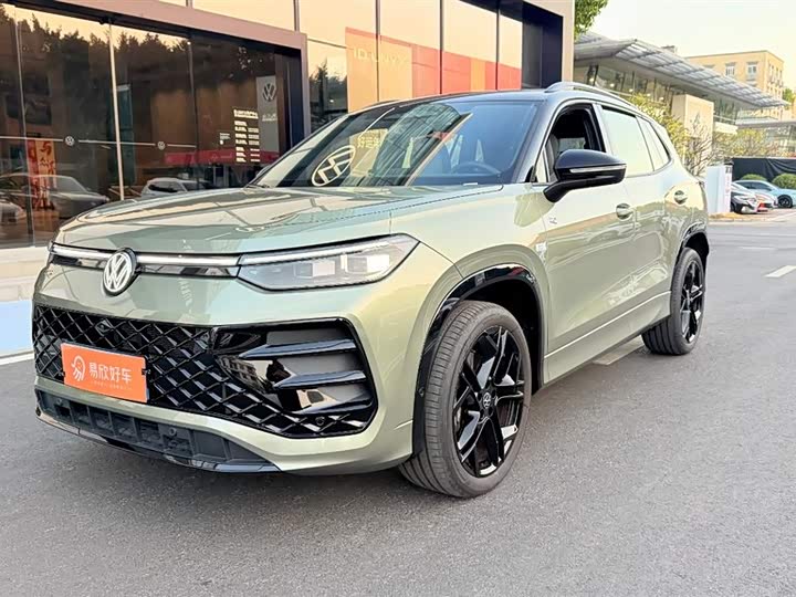 Фото 1 - Volkswagen Tayron