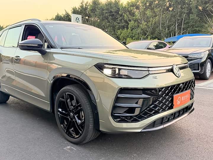 Фото 3 - Volkswagen Tayron