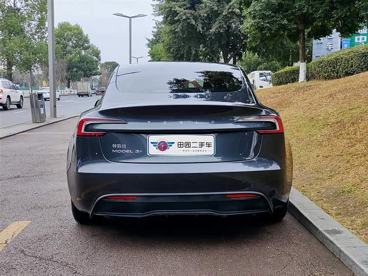 Фото 5 - Tesla Model Y