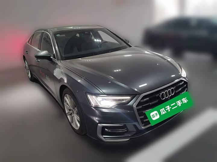 Фото 7 - Audi A6L