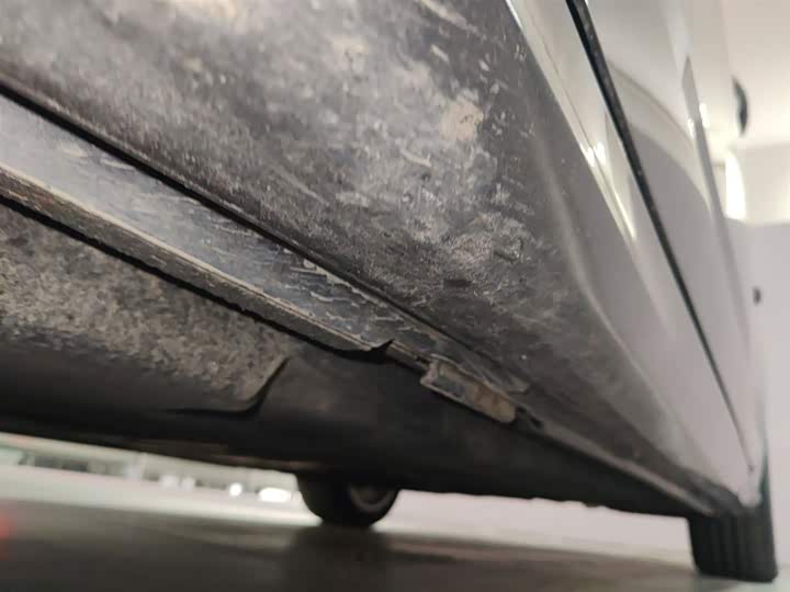 Фото 8 - Audi A6L