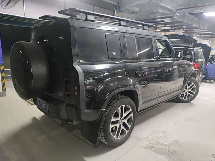 Фото 5 - Land Rover Defender