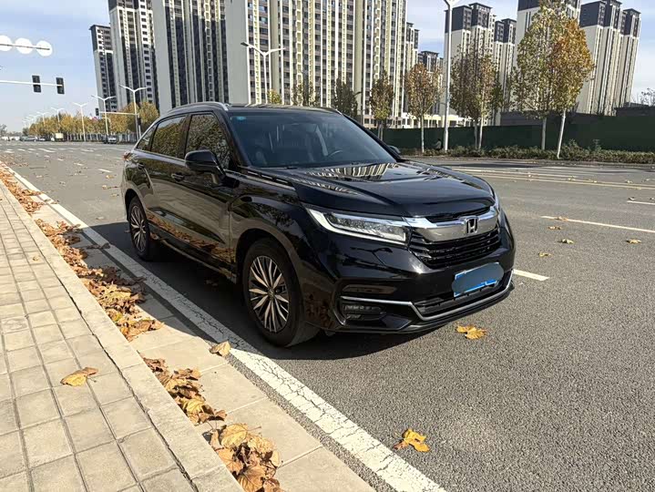 Фото 3 - Honda Avancier