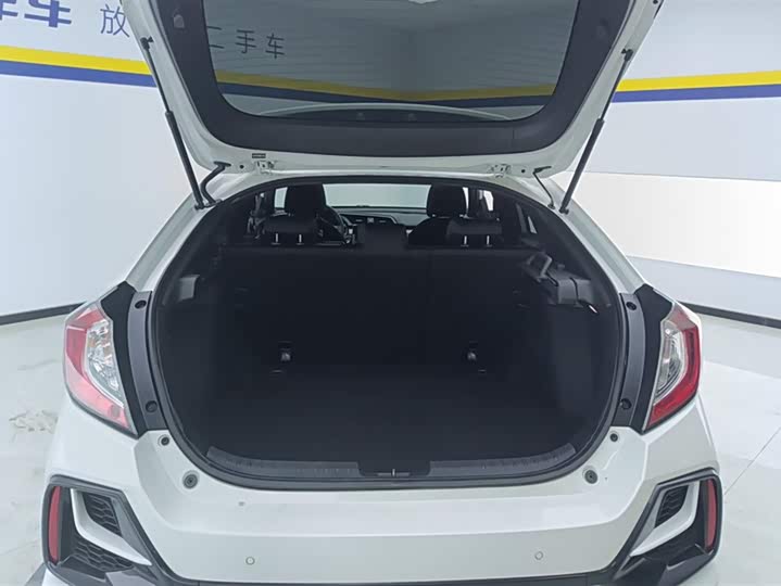 Фото 4 - Honda Civic