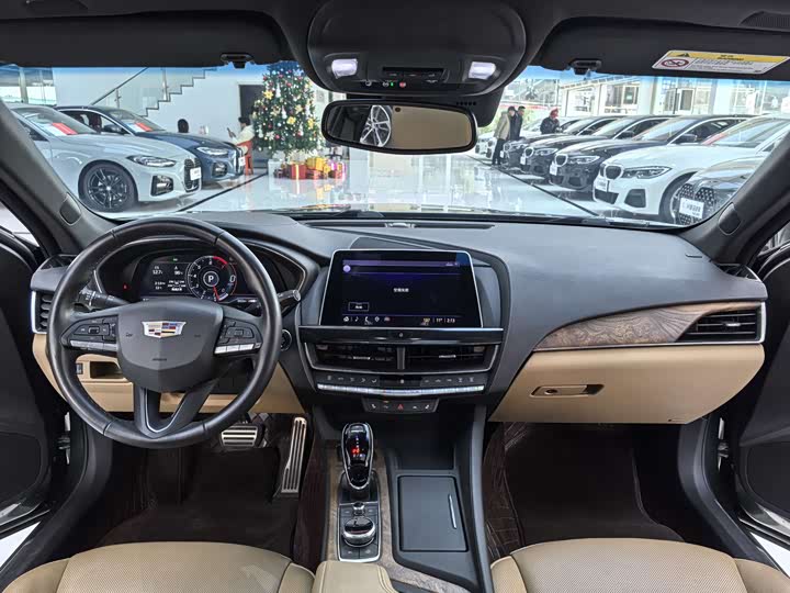 Фото 7 - Cadillac CT5