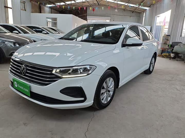 Фото 2 - Volkswagen Lavida