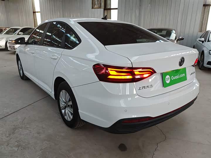 Фото 5 - Volkswagen Lavida