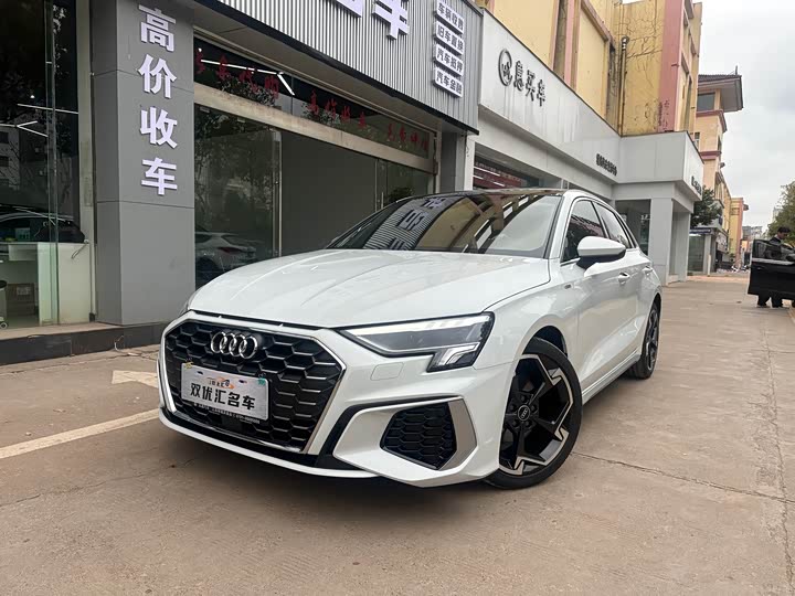 Фото 1 - Audi A3