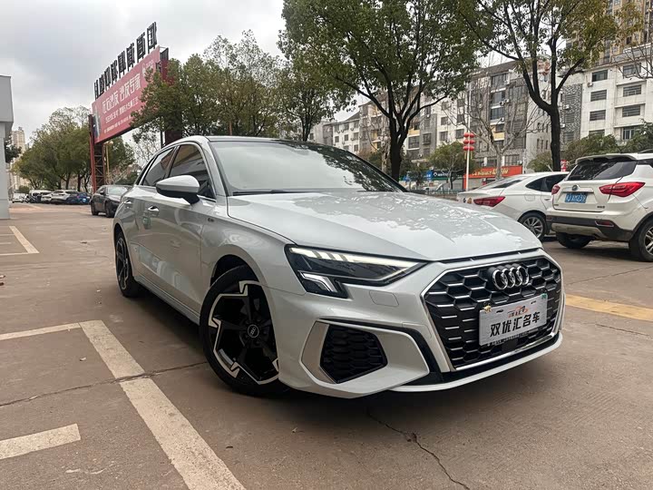 Фото 2 - Audi A3