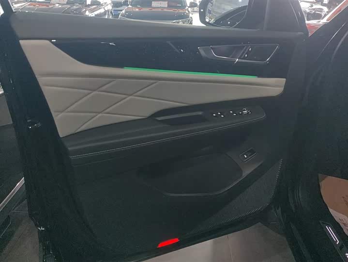 Фото 7 - Volkswagen Teramont Pro