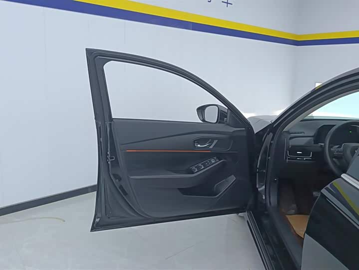 Фото 7 - Honda Inspire