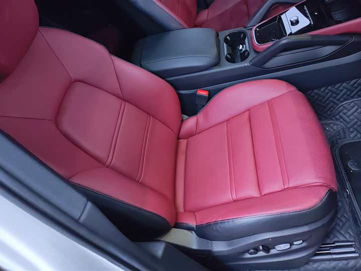 Фото 8 - Porsche Cayenne