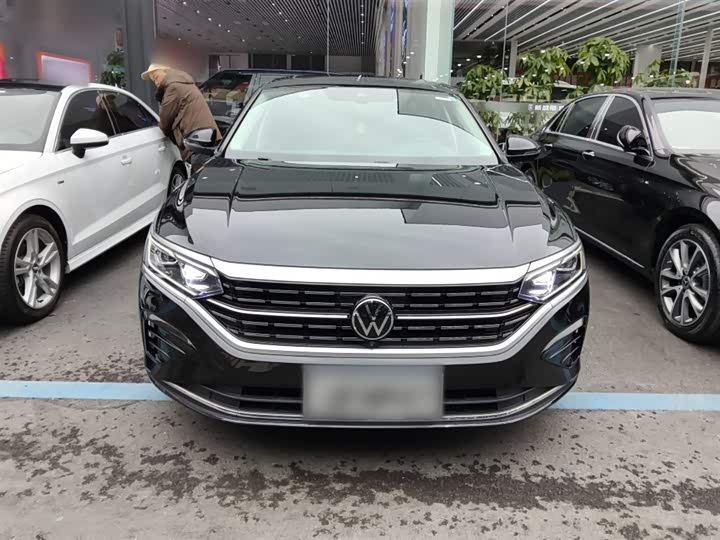 Фото 3 - Volkswagen Passat