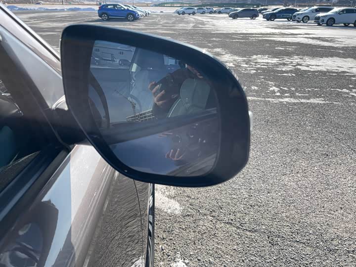 Фото 8 - Mitsubishi Outlander