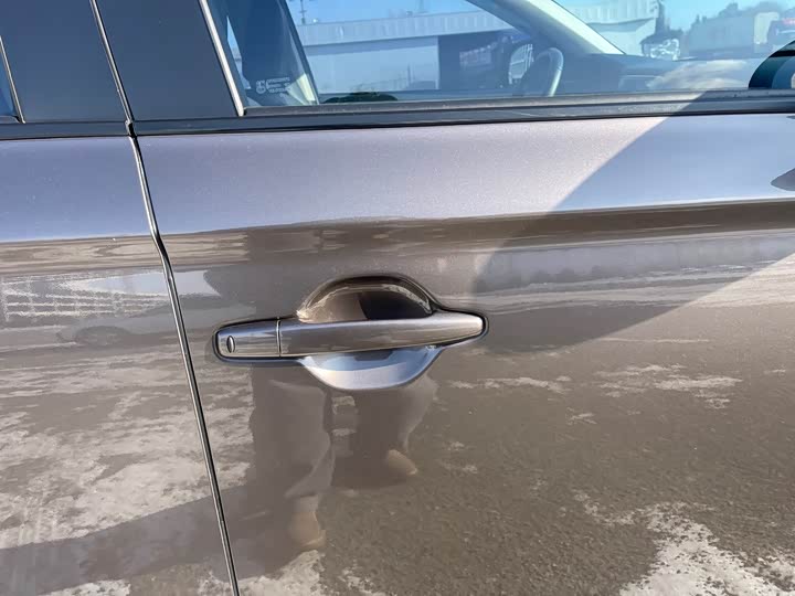 Фото 9 - Mitsubishi Outlander