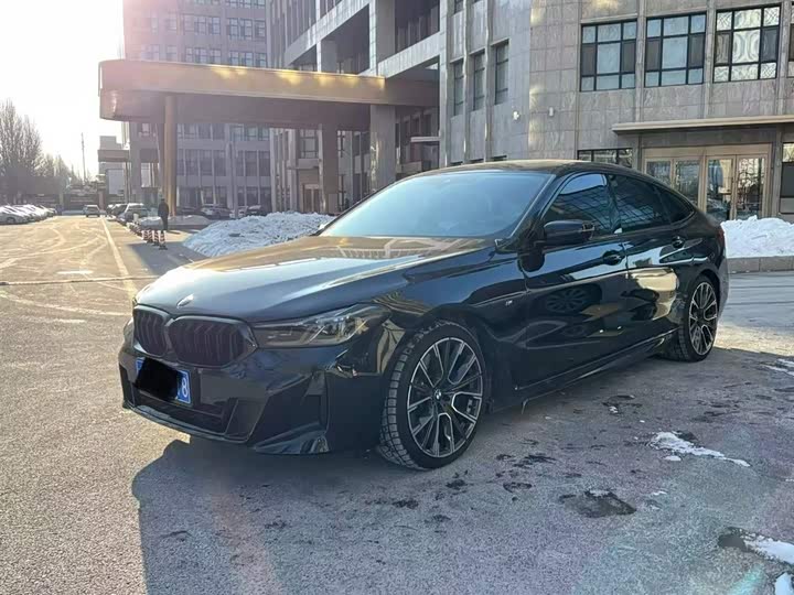 Фото 1 - BMW 6 Series GT