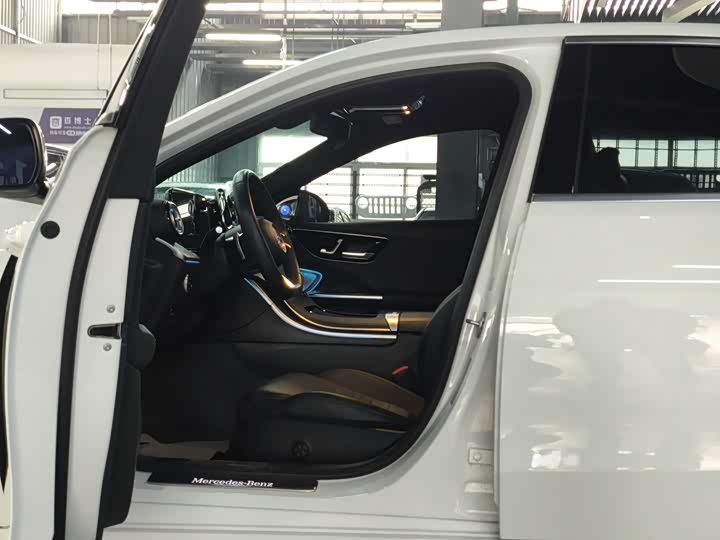 Фото 8 - Mercedes-Benz C-Class