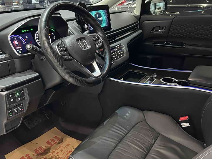 Фото 4 - Honda Elysion