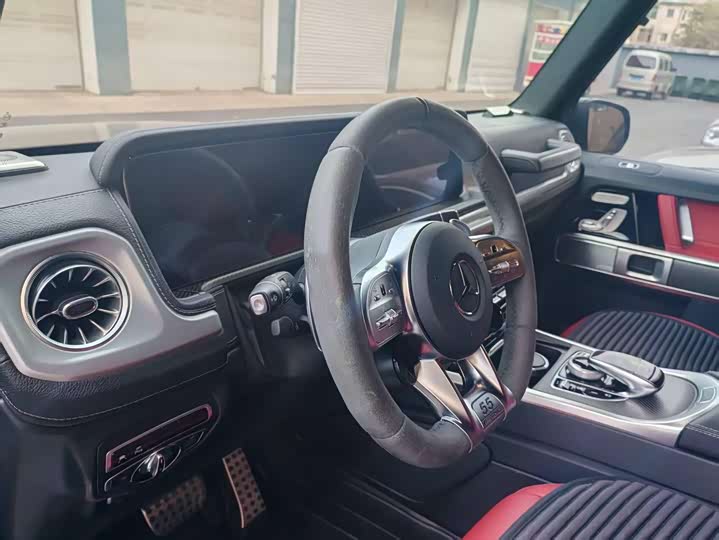 Фото 4 - Mercedes-Benz G-Class AMG