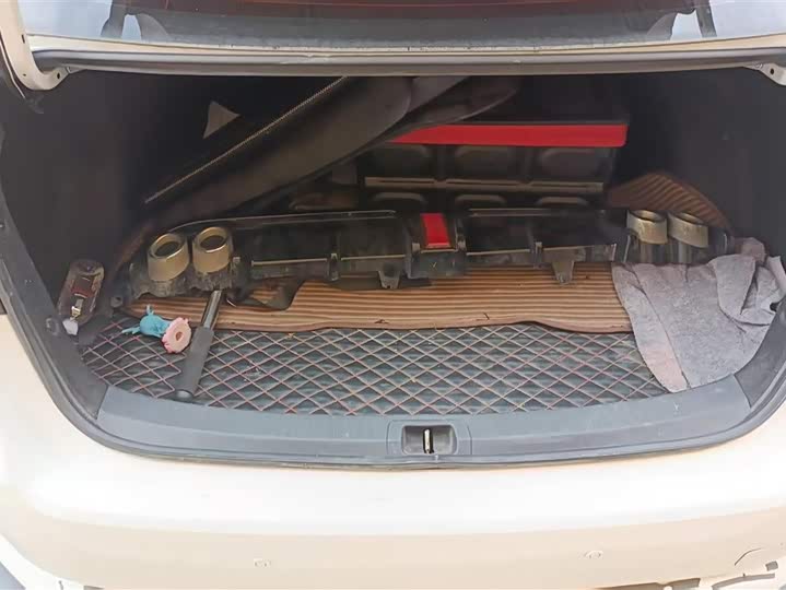 Фото 4 - Toyota Corolla