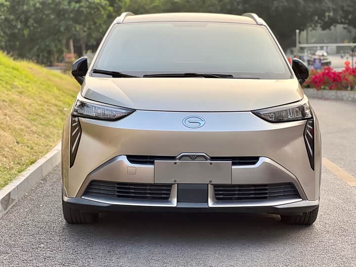 Фото 2 - GAC Aion Y