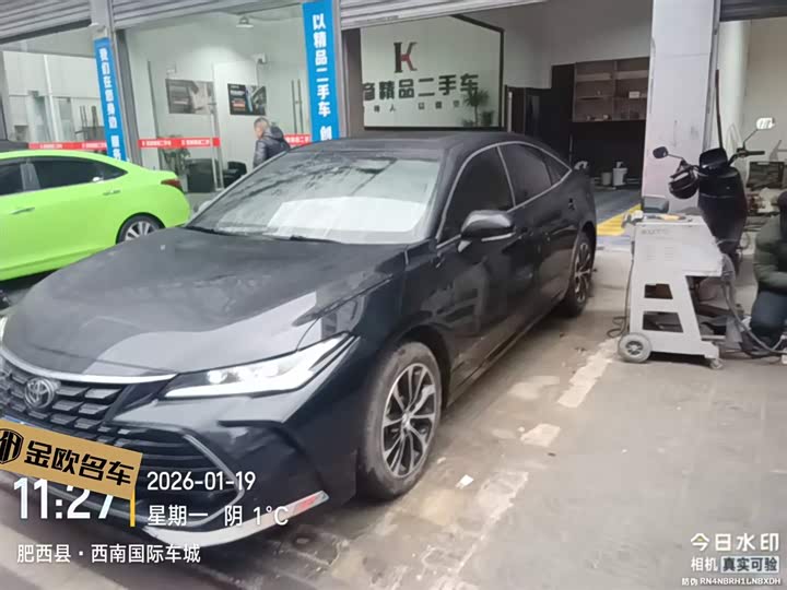 Фото 1 - Toyota Avalon