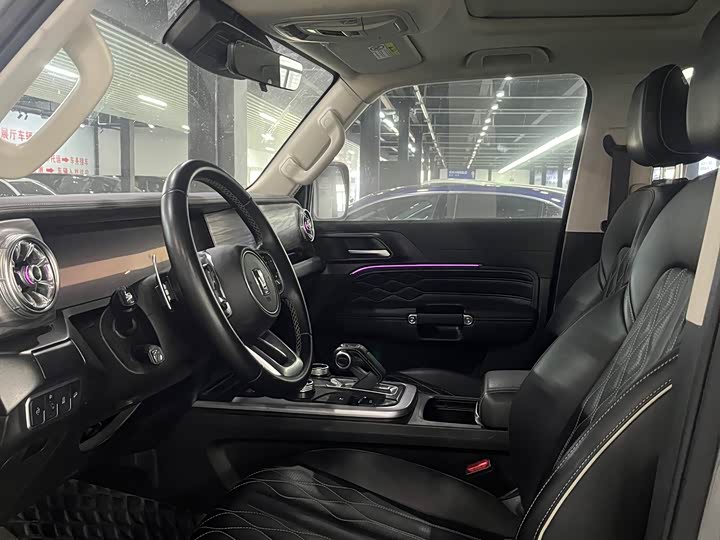 Фото 4 - Tank 300