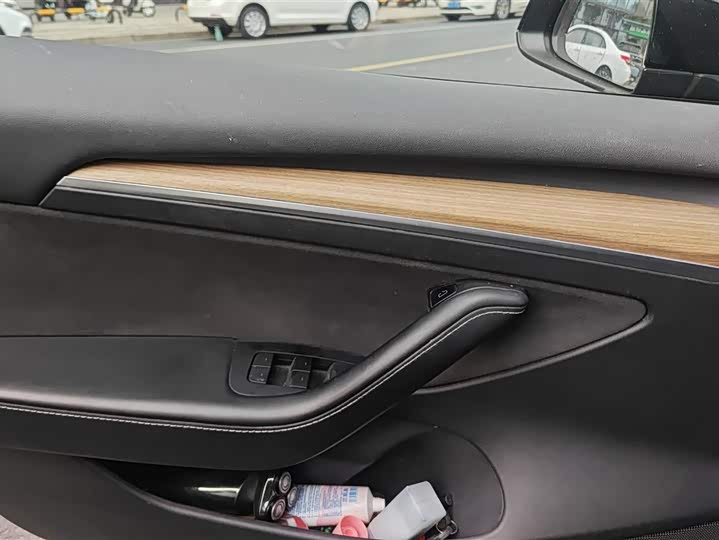 Фото 7 - Tesla Model 3