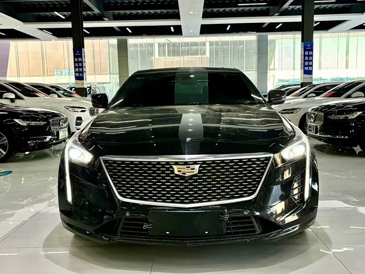 Фото 2 - Cadillac CT6