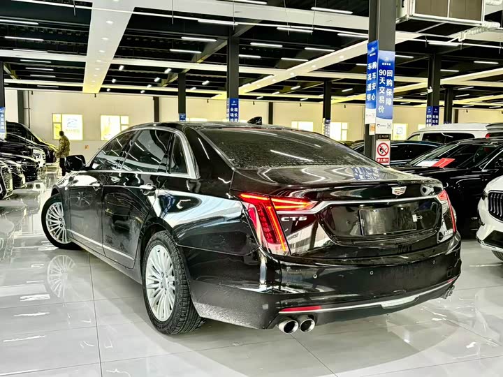 Фото 7 - Cadillac CT6