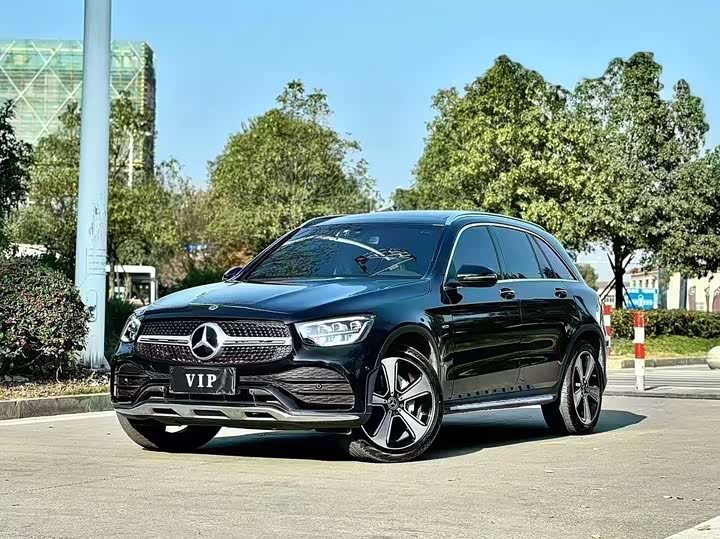 Фото 1 - Mercedes-Benz GLC-Class