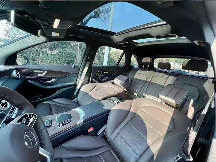 Фото 8 - Mercedes-Benz GLC-Class