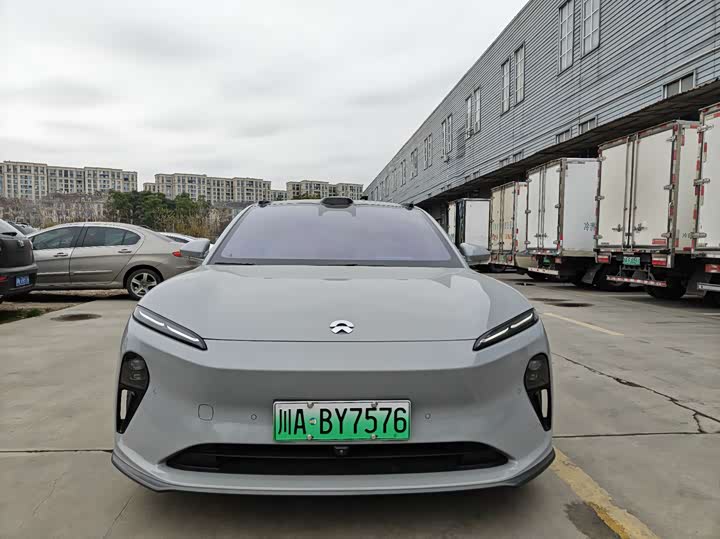 Фото 2 - Nio ET5