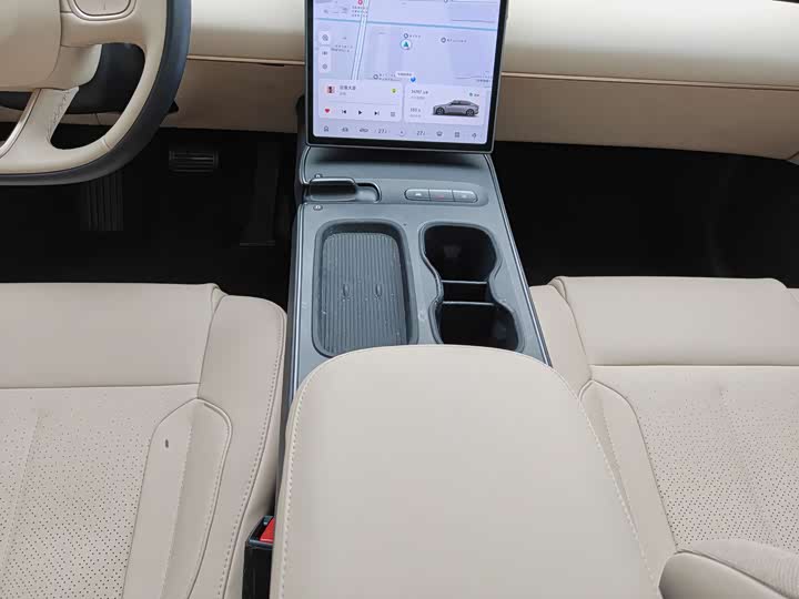 Фото 8 - Nio ET5