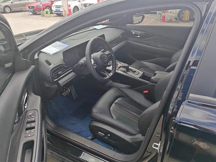 Фото 9 - GAC Trumpchi Empow R