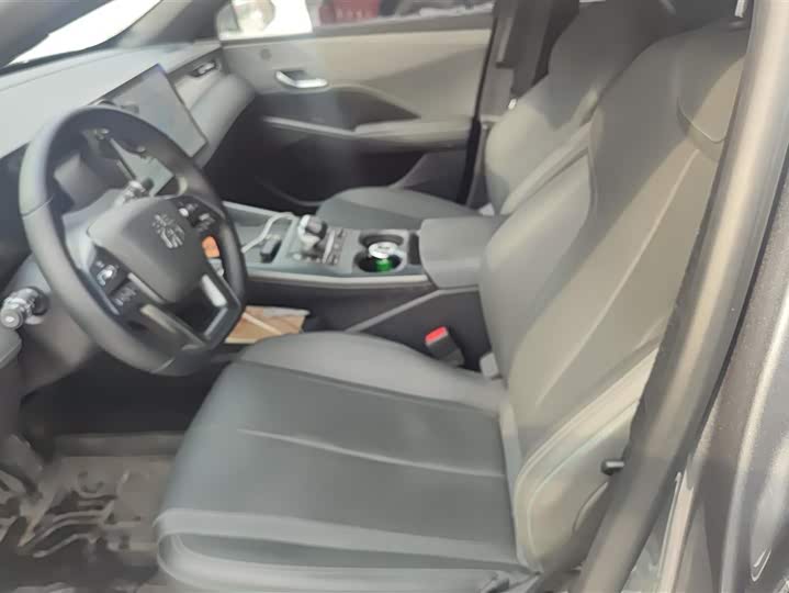 Фото 9 - BYD Qin Plus