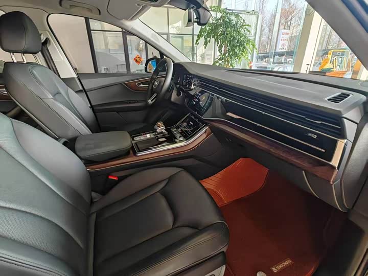 Фото 5 - Audi Q7