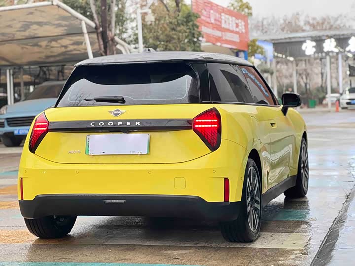 Фото 6 - Mini Cooper