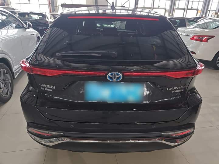 Фото 6 - Toyota Harrier