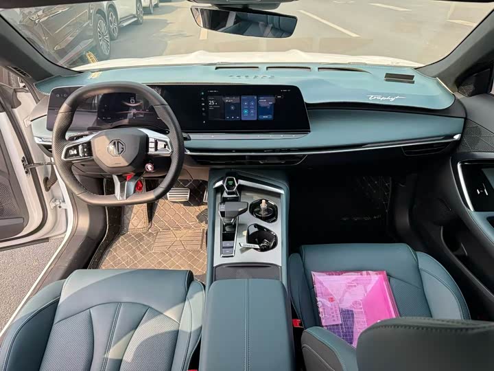 Фото 3 - MG Motor 7