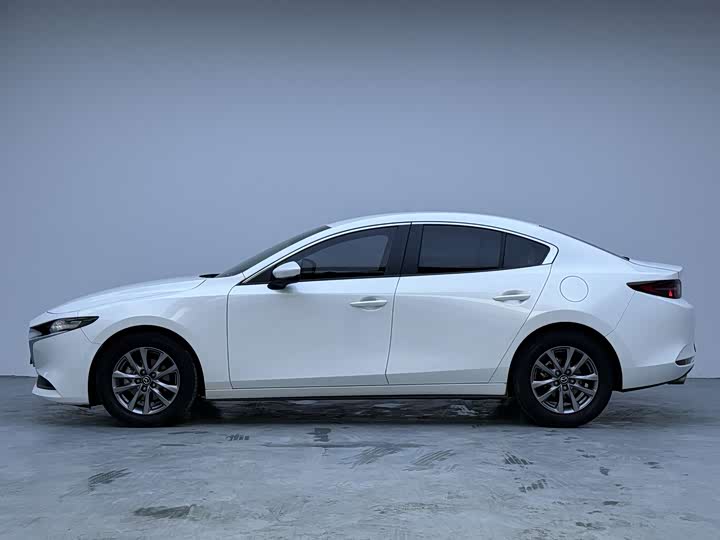 Фото 8 - Mazda 3 (Axela)