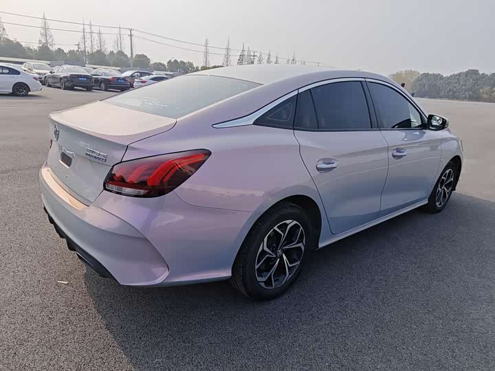 Фото 5 - MG Motor 5