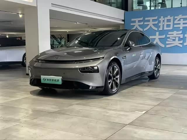 Фото 1 - XPeng P7