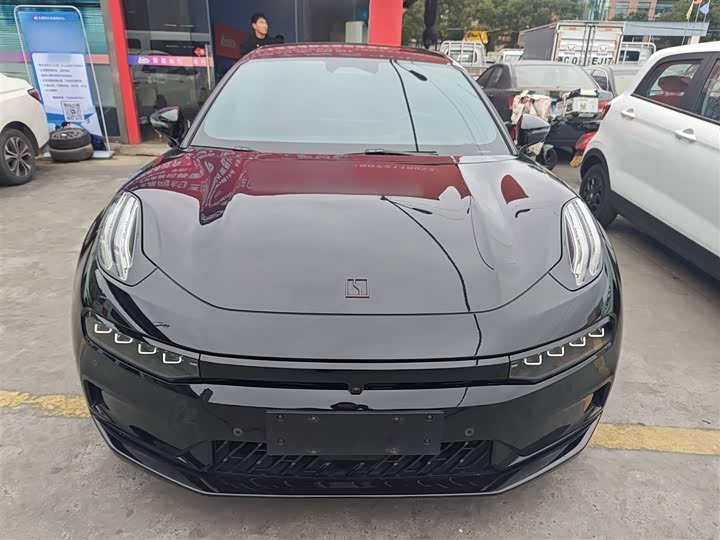 Фото 3 - Zeekr 001