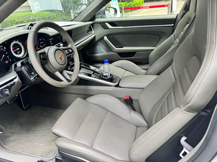 Фото 4 - Porsche 911