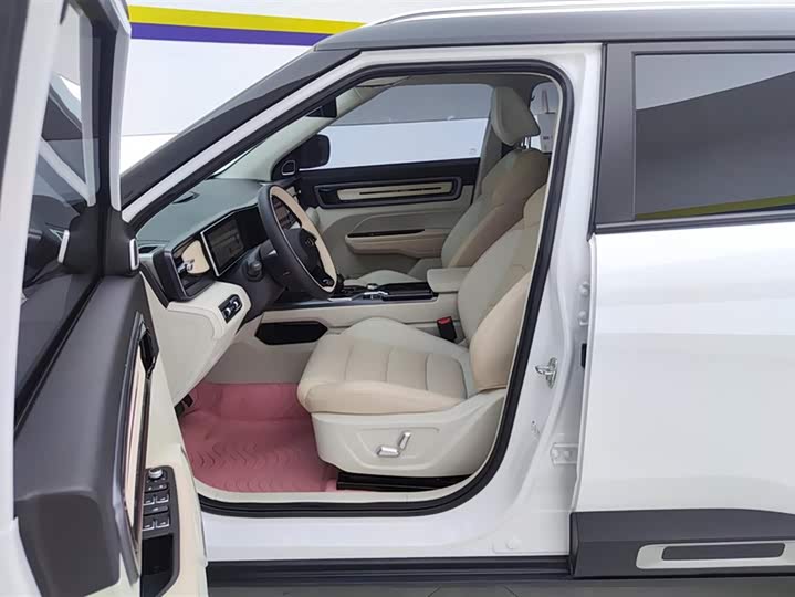 Фото 9 - Geely Icon