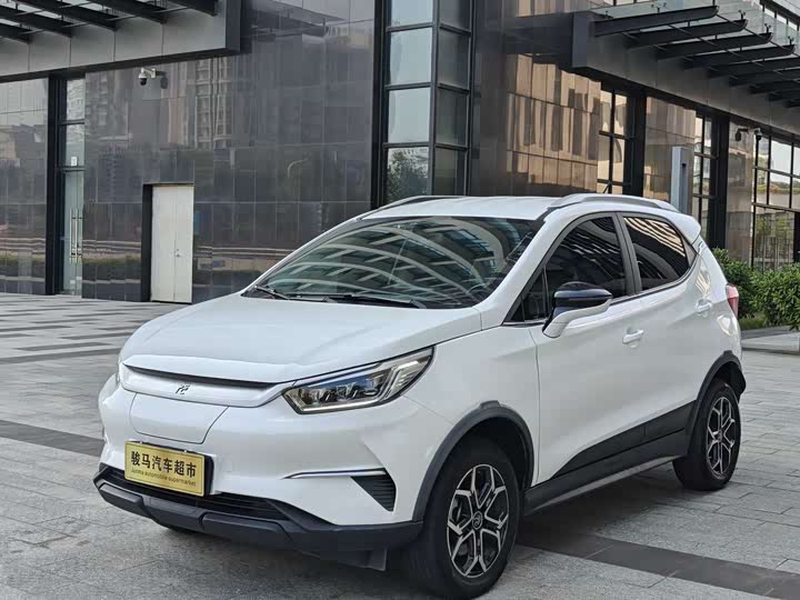 Фото 3 - BYD Yuan Pro