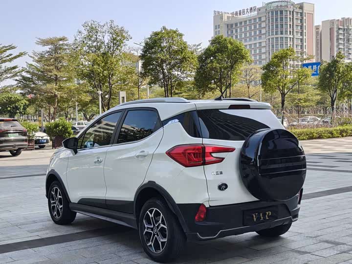 Фото 5 - BYD Yuan Pro