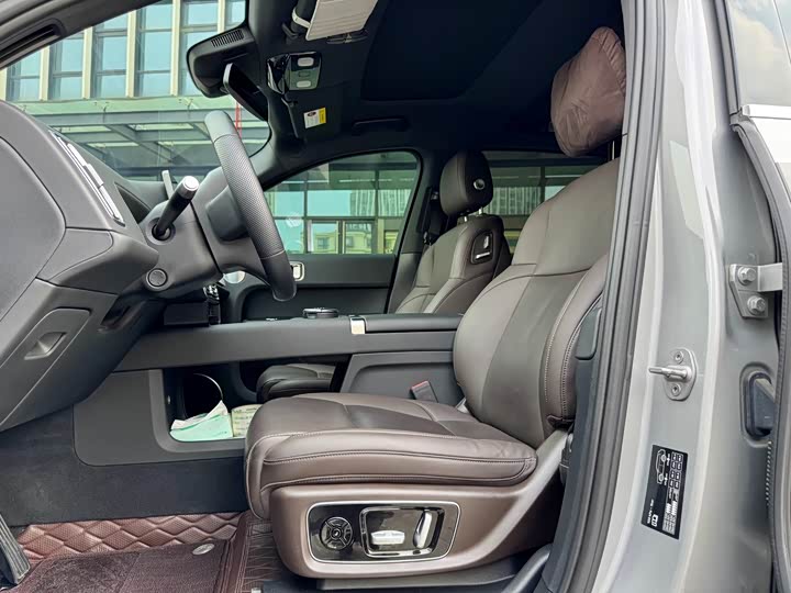 Фото 7 - LiXiang L8